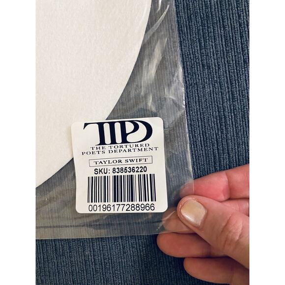 Taylor Swift Tortured Poets Department TTPD Slip Mat II Black dog ANTHOLOGY - Picture 3 of 4